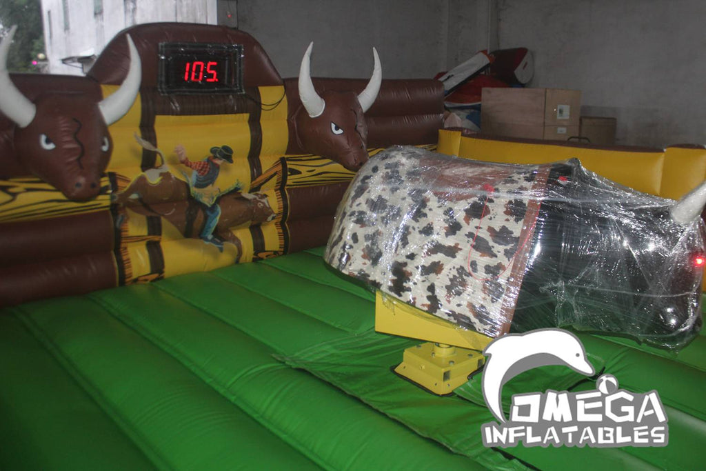 Mechanical Bull Ride With Inflatable Mattress With Display